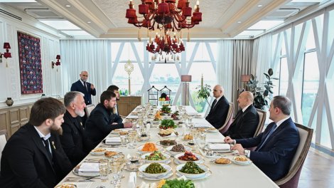 Azərbaycan Prezidenti və Çeçenistan başçısı birgə nahar edib - FOTO