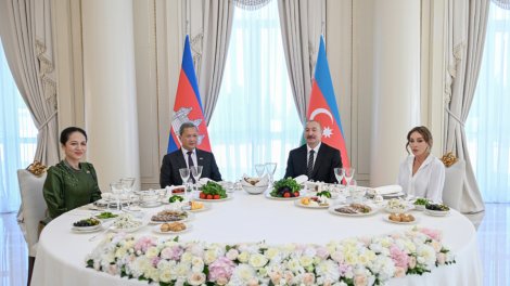 İlham Əliyevin adından Kamboca Baş nazirinin şərəfinə rəsmi nahar verildi - FOTO