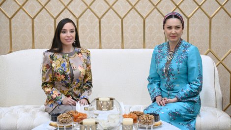 Leyla Əliyeva Türkmənistanda səfərdədir