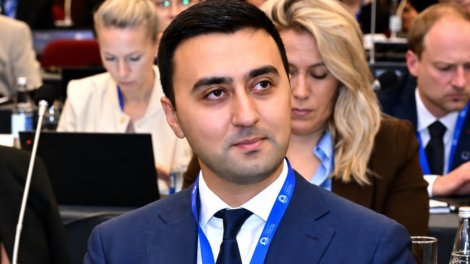&ldquo;Azərpoçt&rdquo;un rəhbəri iki şöbəyə yeni müdirlər təyin etdi - FOTO