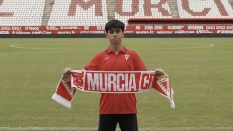 Azərbaycanlı futbolçu İspaniyada oynayacaq
