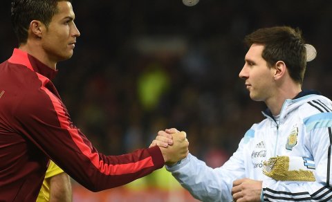 Messi son 25 ilin ən yaxşı futbolçusudu - Ronaldu ondan geri qaldı