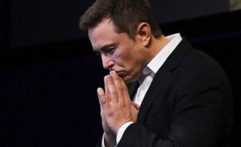 Elon Musk daha 5 evini satışa çıxardı