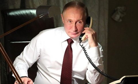 Putin məxfi kabinetini jurnalistlərə göstərdi - VİDEO
