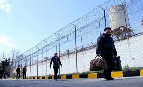Azərbaycanda 1000 məhkum vaxtından əvvəl azadlığa buraxıldı