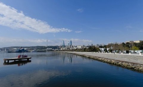 Bakıdakı üfunət qoxusunun episentrindən VİDEOREPORTAJ