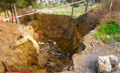 Bakıda faciə: Fəhlə torpaq uçqununa düşüb öldü