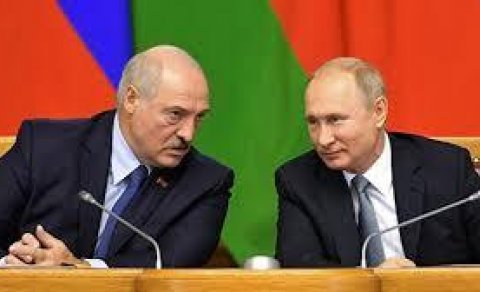 Putinlə Lukaşenko arasında kritik zəng