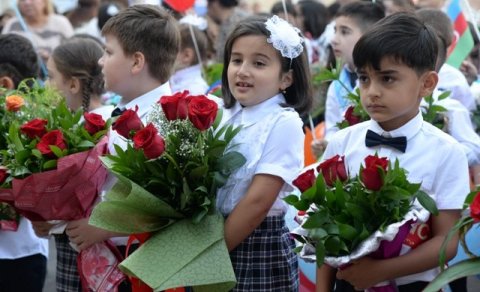 Yeni dərs iliylə bağlı bir neçə ssenari hazırlanıb - Milli Məclisin komitə üzvlərindən AÇIQLAMA