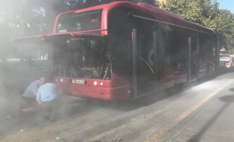 Bakıda avtobus kabusu: Əgər qapılar blok olsa...