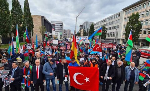 Almaniyada Azərbaycana dəstək yürüşü - FOTO