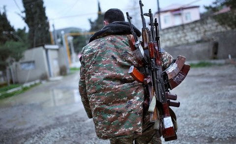 Erməni hərbçiləri arasında atışma oldu: ölən və yaralananlar var