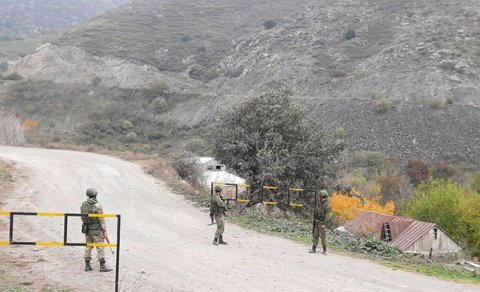 Rus sülhməramlıları Laçın dəhlizində