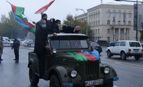 Laçının azad edilməsi münasibəti ilə Bakıda avtoyürüş keçirildi - FOTOLAR