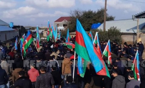 Azərbaycan ordusunun şəhid hərbçisi Cəlilabadda dəfn edildi - FOTO