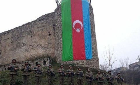 Azərbaycan Ordusunda şəhidlərin xatirəsi anıldı - VİDEO