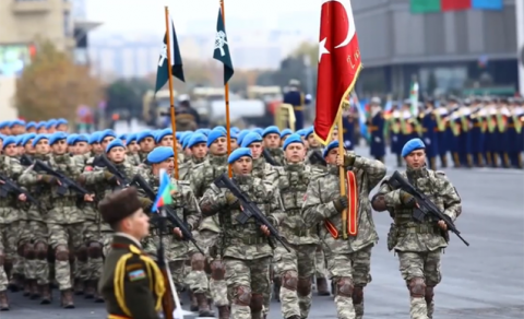 Zəfər paradına kimlər buraxılacaq? - Hərbi ekspert