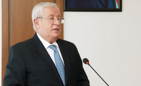 DTX-nin həbs etdiyi icra başçısı məhkəməyə çıxarılır