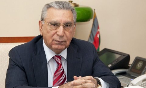Ramiz Mehdiyev AMEA-dakı nöqsanları açıqladı