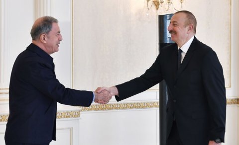 Prezident Hulusi Akarı qəbul etdi - FOTO