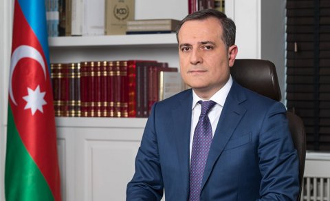 Ceyhun Bayramov Pakistana getdi
