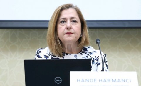 Hande Harmancıdan vaksinlə bağlı AÇIQLAMA