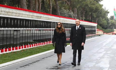 Prezidentlə birinci xanım Şəhidlər xiyabanını ziyarət etdi - FOTO