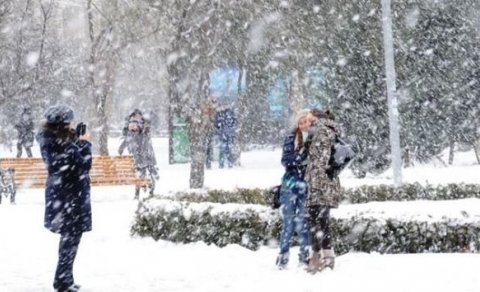 Sabahın hava proqnozu açıqlandı: sulu qar, qar...