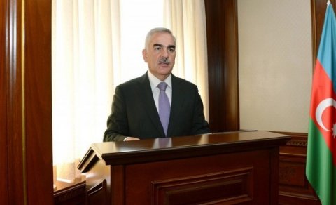 Vasif Talıbov məmuru işdən çıxararaq yeni vəzifəyə təyin etdi