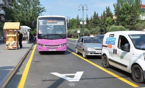 Bakı yollarının yeni bəlası, yeni tıxac mənbəyi: Avtobus zolaqları - ŞƏRH