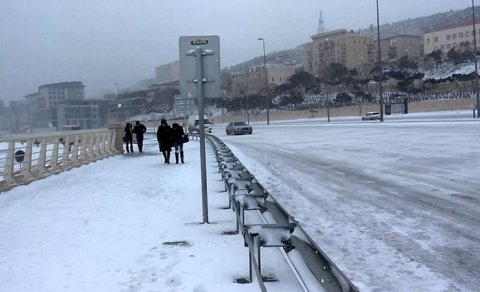 Sabah qar yağacaq, güclü külək əsəcək