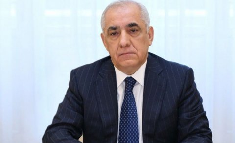 Baş nazirdən işçilərin əməkhaqqı ilə bağlı QƏRAR