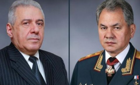 Rusiya və Ermənistan müdafiə nazirləri telefonla danışdı