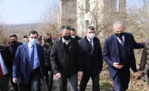 Türkiyəli nazir Zəngilanda (FOTOLAR)