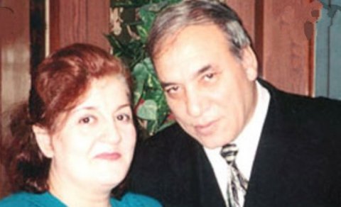 Nüsrət Kəsəmənlinin həyat yoldaşı oğlunu məhkəməyə verdi