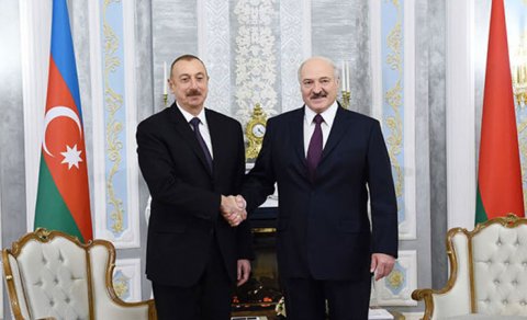 Lukaşenko sabah Azərbaycana gəlir