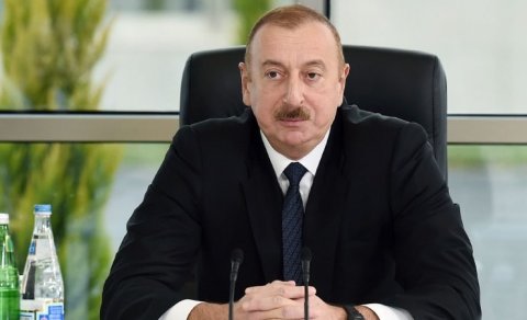 İlham Əliyev Hacıqabulda yarımstansiyanın açılışında - FOTO (Yenilənib)