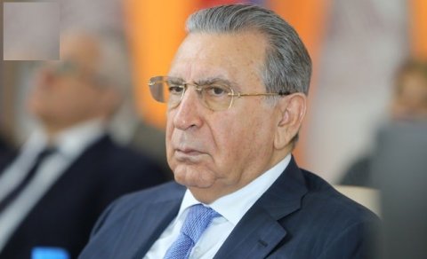 Mehdiyevi məhkəməyə verən xanım işinə qayıtdı