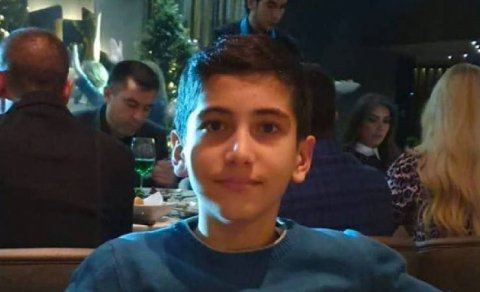 Başına daş piltəsi düşən 14 yaşlı yeniyetmə xəstəxanada vəfat etdi