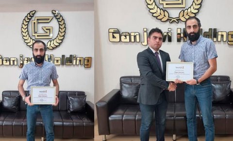 Elşən Gəncəvi mükafatlandırıldı