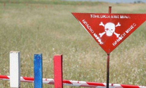 Azad edilmiş ərazilərə təkrar keçən 20 nəfər minaya düşərək ölüb