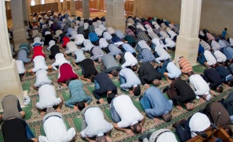 Məscidlərdə Cümə namazları necə qılınacaq?