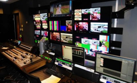 Tanınmış jurnalist 15 ildən sonra yenidən televiziyada - FOTO