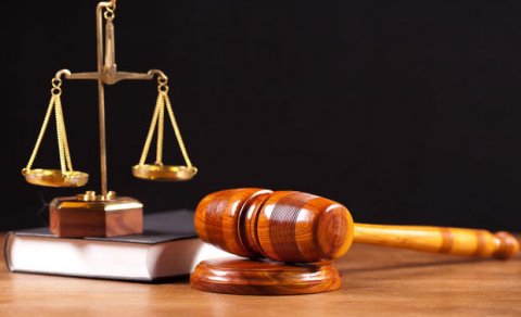 TƏBİB işdən çıxardığı həkimə məhkəmədə uduzdu