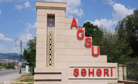 Ağsuda polis əməkdaşını avtomobil vurdu
