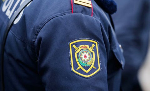 Polis əməkdaşı xidməti silahla özünü güllələdi