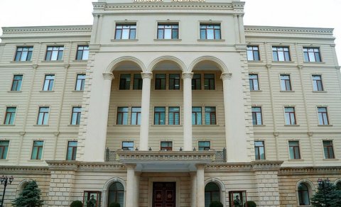 Müdafiə Nazirliyinin hərbi qulluqçuları təltif edilib - SİYAHI