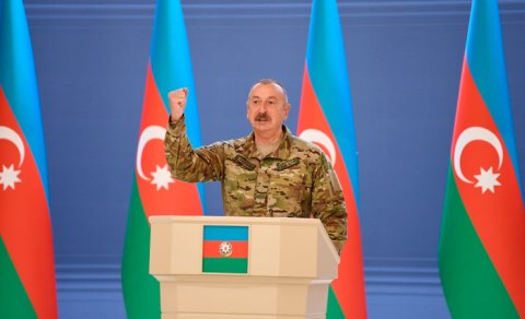 İlham Əliyev Azərbaycan Ordusunun şəxsi heyəti ilə görüşdü - FOTO