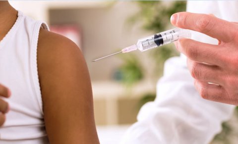 Uşaqlara koronavirus vaksini hansı şərtlərlə vurula bilər? (VİDEO)