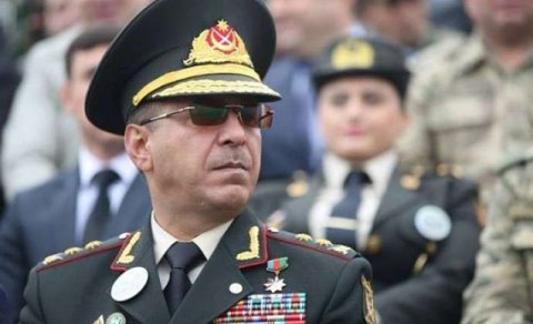 Rövşən Əkbərovun məhkəməsi başlayır